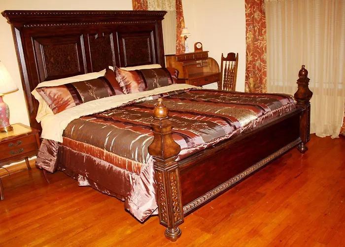 Alla'S Historical Bed And Breakfast, Spa And Cabana Dallas