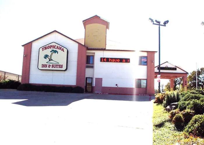 Tropicana Inn And Suites Dallas