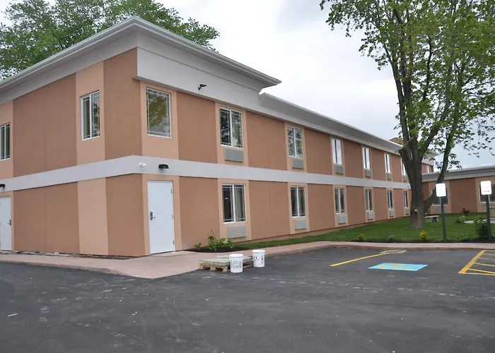 Aashram Hotel By Niagara River Niagara Falls
