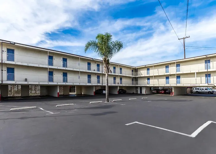 Pacific Inn Oceanside