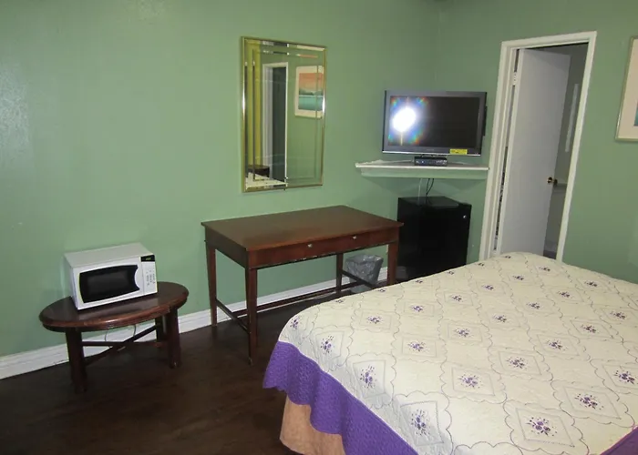 Travel Eagle Inn Motel