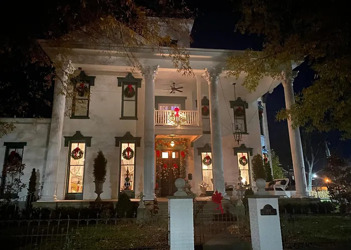 Belle Louise Historic Bed & Breakfast