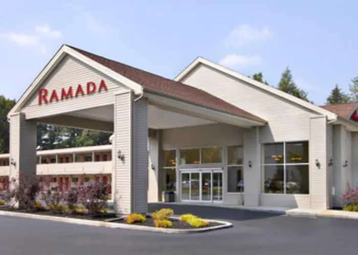 Ramada By Wyndham Cleveland Airport West Motel Fairview Park