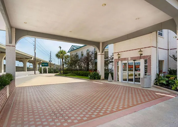 Quality Inn & Suites Houston Northwest - Cypress