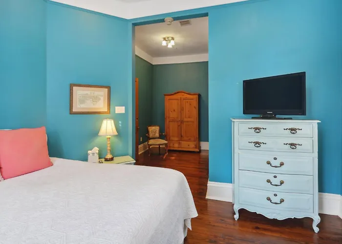 Maison Perrier Bed & Breakfast New Orleans