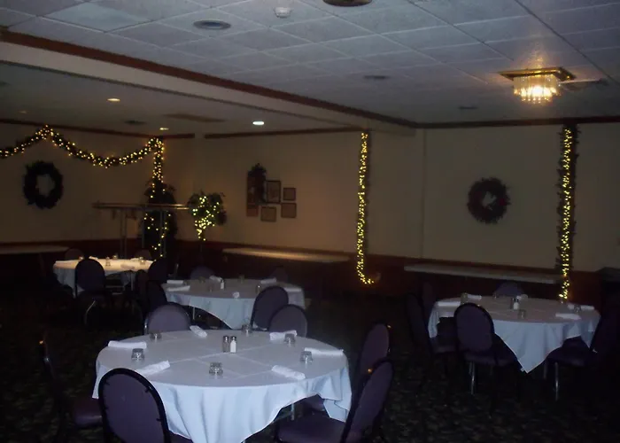 Gladstone Inn And Suites