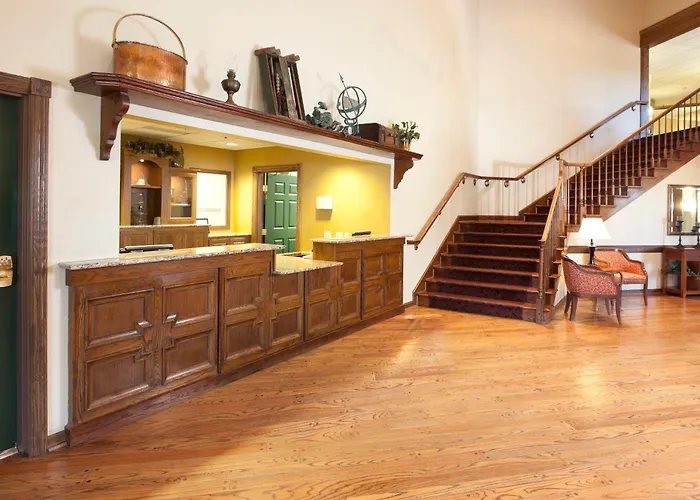 Country Inn & Suites By Radisson, Chanhassen, Mn