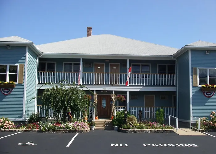 Mariner Resort