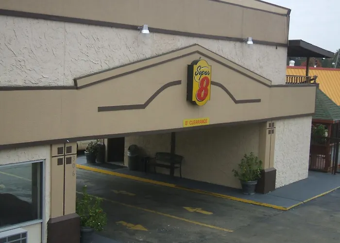Super 8 By Wyndham Monticello Ar Motel