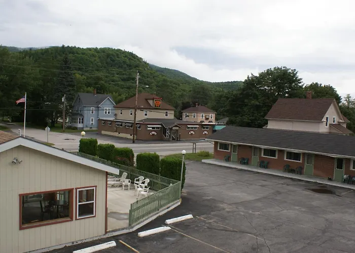 Northern Peaks Motor Inn Gorham