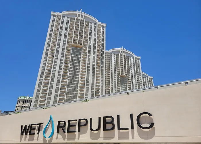 Mgm Signature Towers, Balcony Suite, Strip View - No Resort Fees!