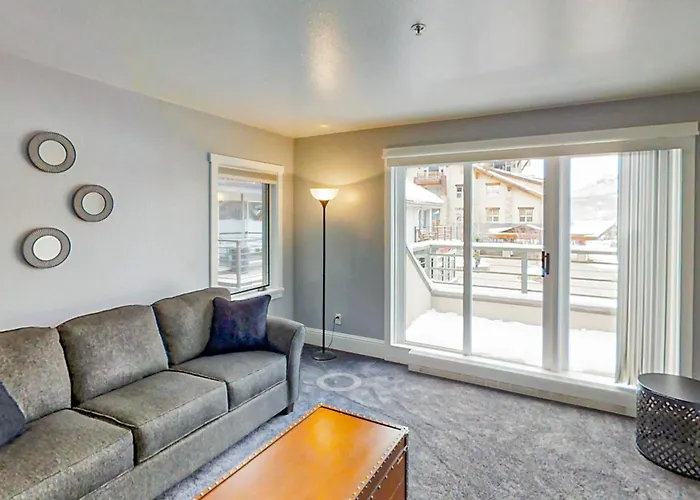 Rocky Mountain Lookout Hotel Telluride