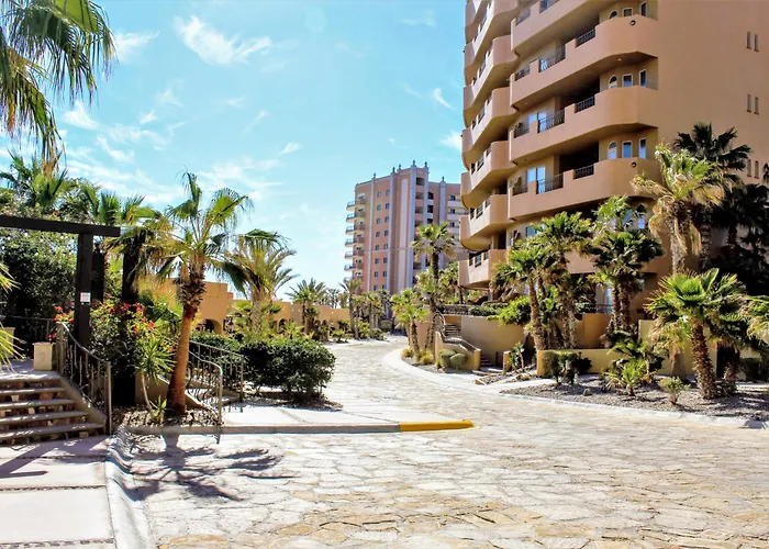 Bella Sirena Condo 201-E - Elegant Condo With Sunrise Sea Views