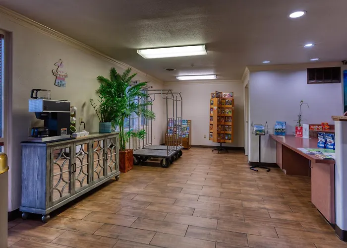 All Towne Suites Saint Robert