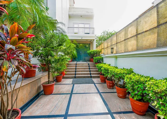 Hotel Exotica Leisure Valley, Gurgaon