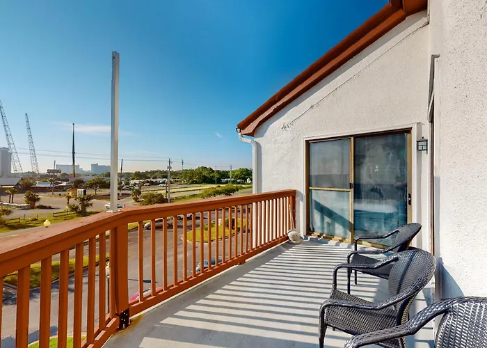 The Inn At St. Thomas Square #1304B Panama City Beach