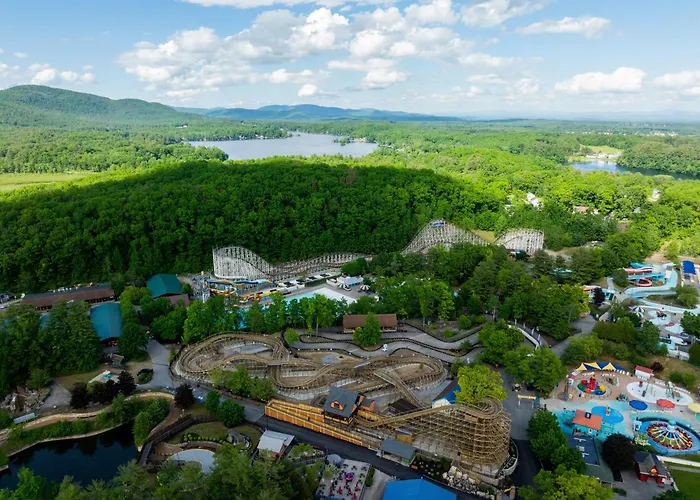 Six Flags Great Escape Lodge & Indoor Waterpark Queensbury