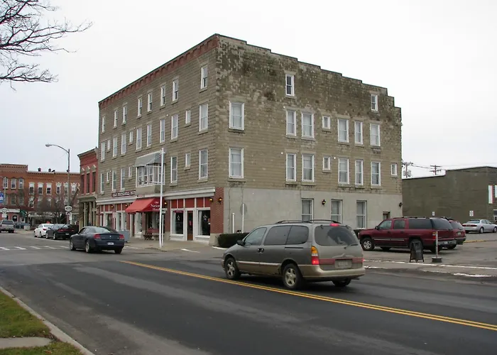 Old National Hotel