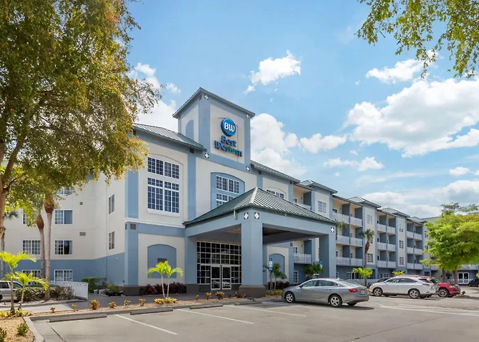 Best Western Naples Plaza Hotel Vineyards