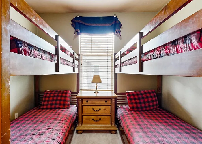 North Fox Hollow Haven Unit F