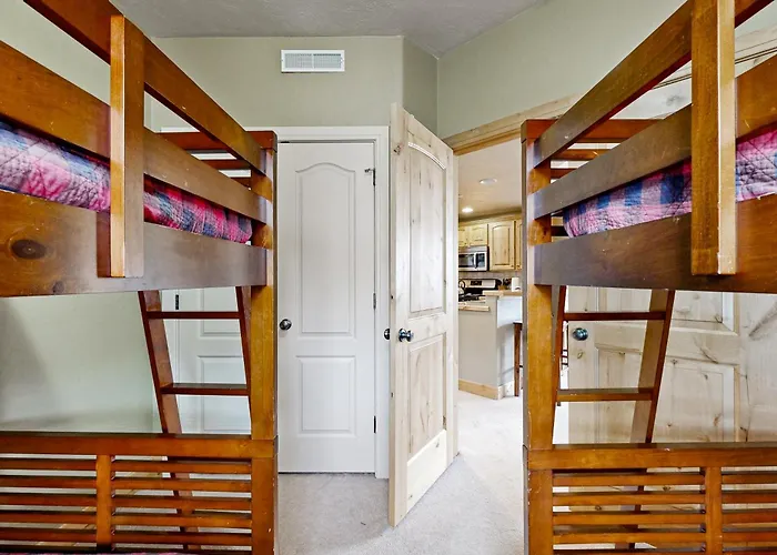 North Fox Hollow Haven Unit F