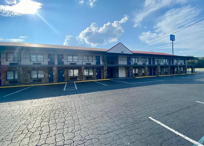 Motel 6 Manchester Tn
