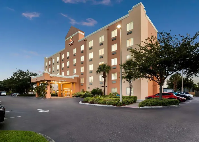 Comfort Suites Tampa Airport North West Chase