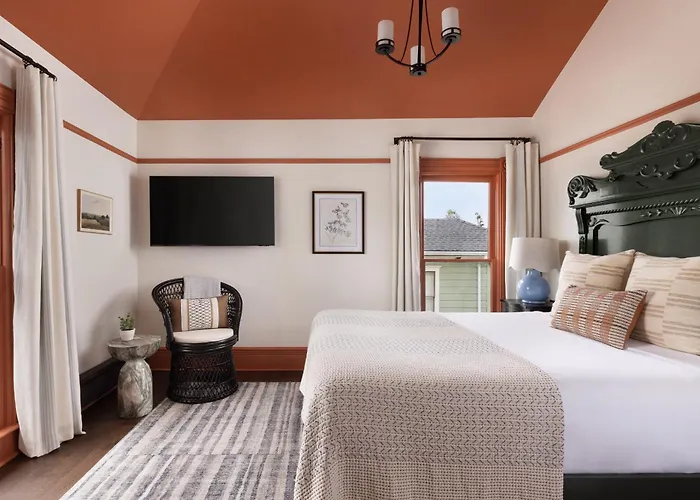 Centrella Hotel, A Kirkwood Collection Hotel Pacific Grove