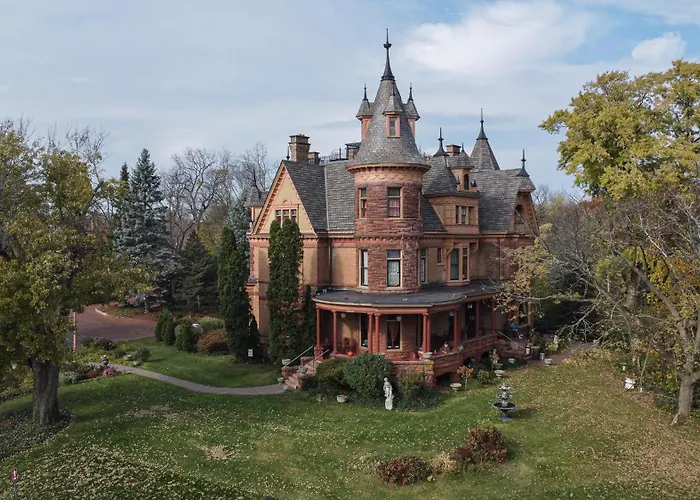 Henderson Castle Inn Kalamazoo
