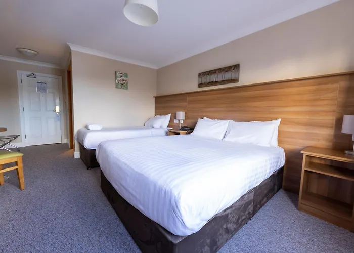Riverside Hotel