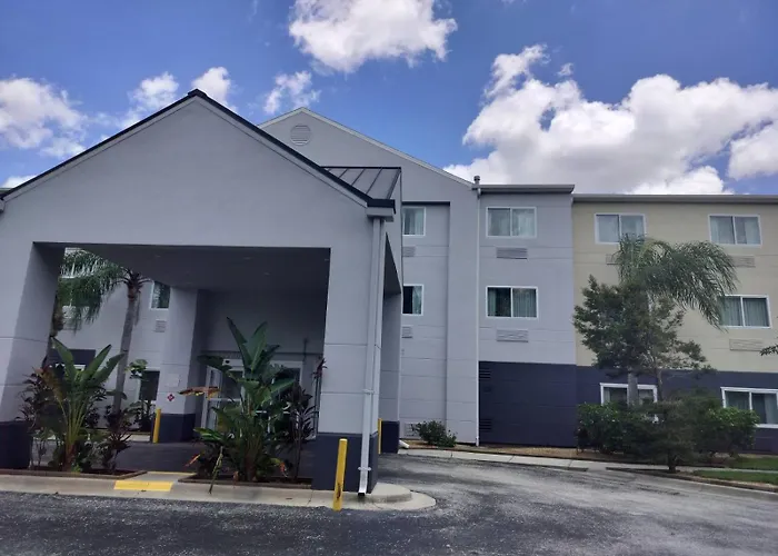 Fairfield Inn And Suites By Marriott Tampa North