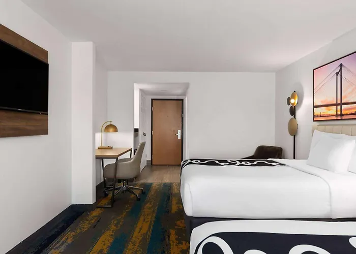 La Quinta By Wyndham Kennewick Hotel