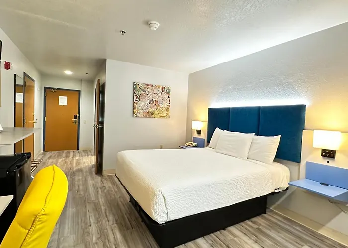 Microtel Inn & Suites By Wyndham Gallup - Pet Friendly