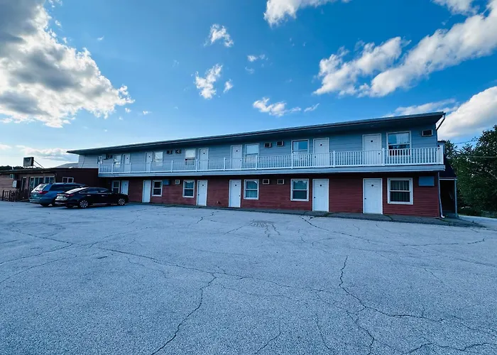 Pamola Motor Lodge