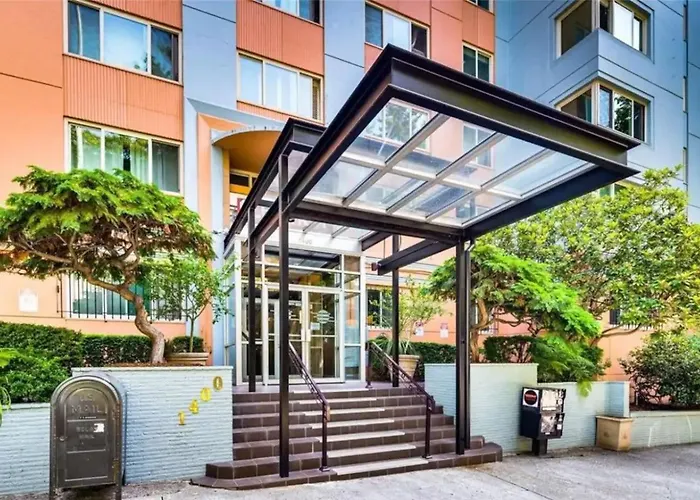 Vibrant Downtown, King Bed, Work Desk & Kitchen Villa Seattle