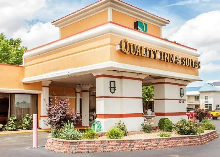 Quality Inn & Suites Kansas City - Independence I-70 East