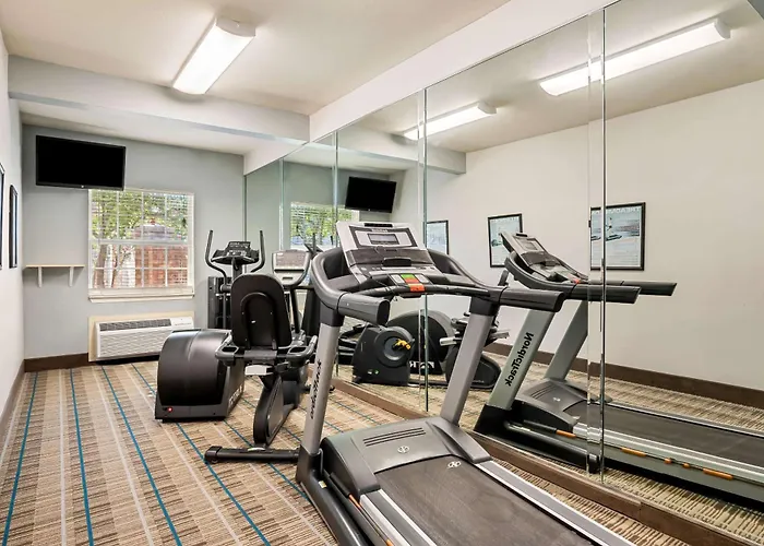 Mainstay Suites Addison-Dallas