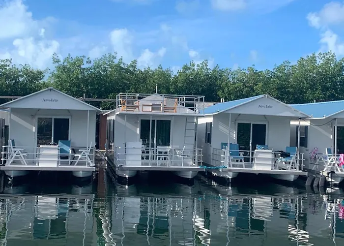 Aqua Lodges At Hurricane Hole Marina Stock Island