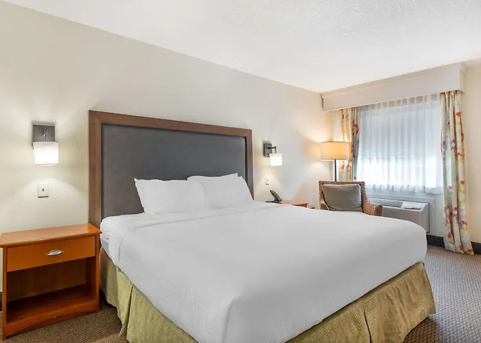 Best Western Plus University Park Inn & Suites Ames