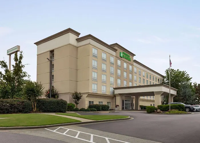 Wyndham Garden Duluth Hotel
