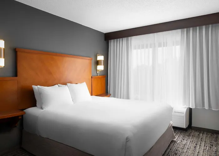 Hyatt Place Chantilly Dulles Airport South