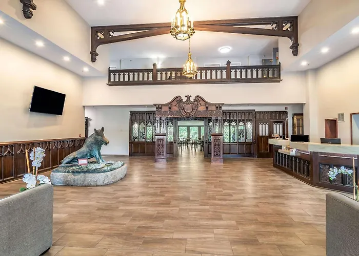 Riverview Inn & Suites, An Ascend Collection Hotel Rockford