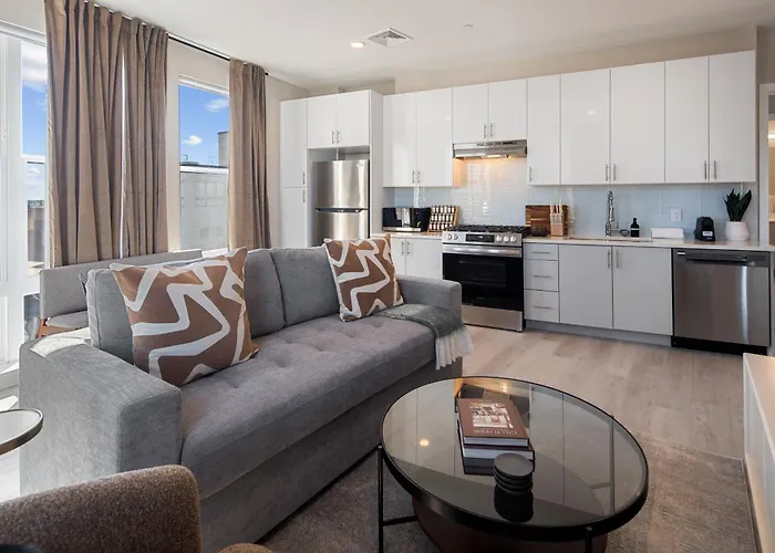 Luxury Furnished Apartments By Hyatus Downtown At Yale