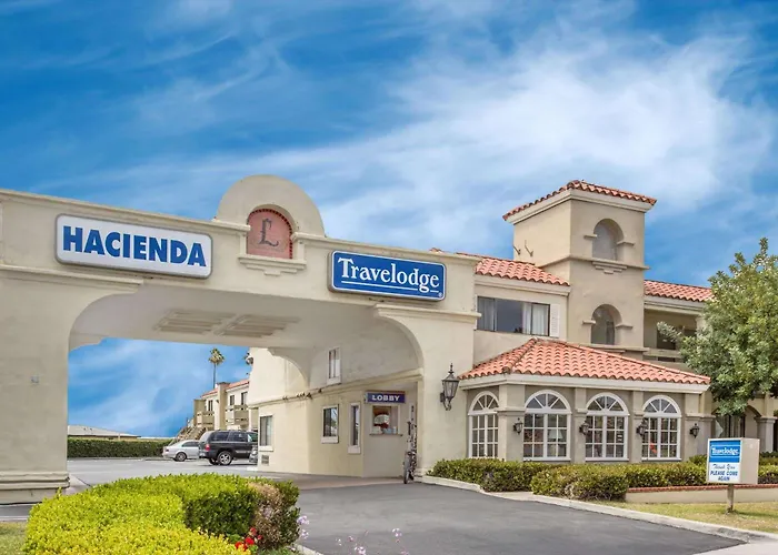 Travelodge By Wyndham Costa Mesa Newport Beach Hacienda
