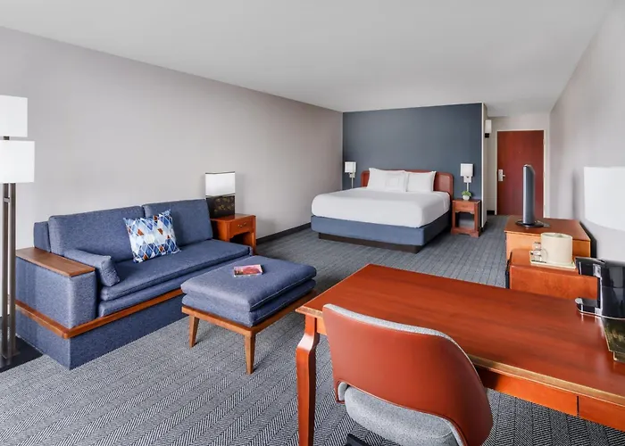 Courtyard By Marriott Sacramento Folsom Hotel