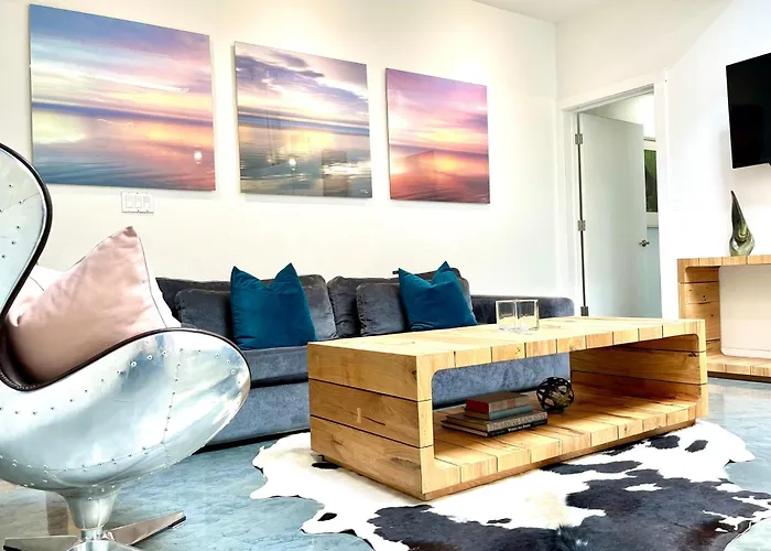 Petaluma Warehouse Lofts Unit C