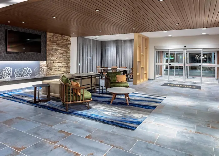 Fairfield By Marriott Port Clinton Waterfront Hotel