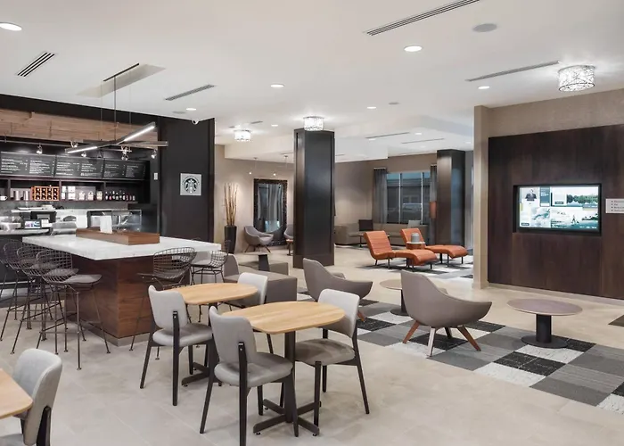 Courtyard By Marriott Baton Rouge Downtown Hotel