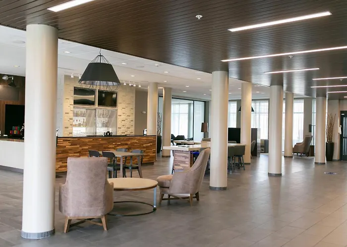 Courtyard By Marriott Elkhart Hotel