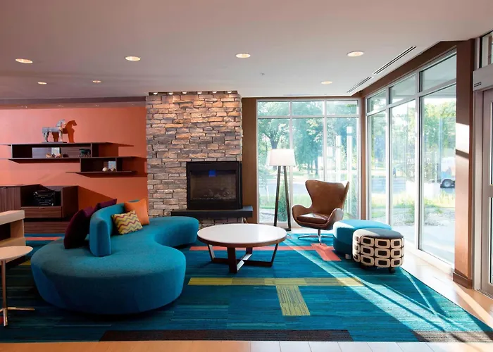 Fairfield Inn & Suites By Marriott Detroit Lakes